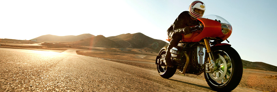 Desert roadracer, sunset.